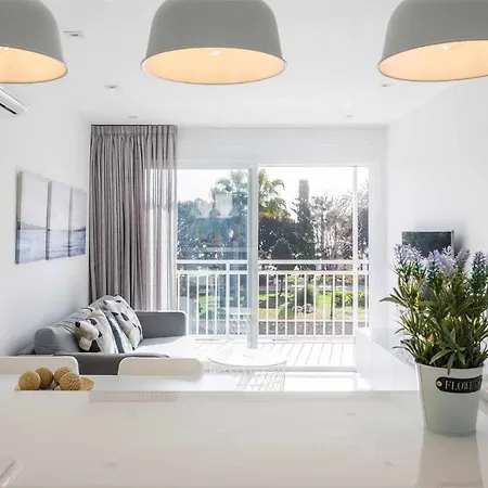 Apartment A&n Seafront Torre Del Mar